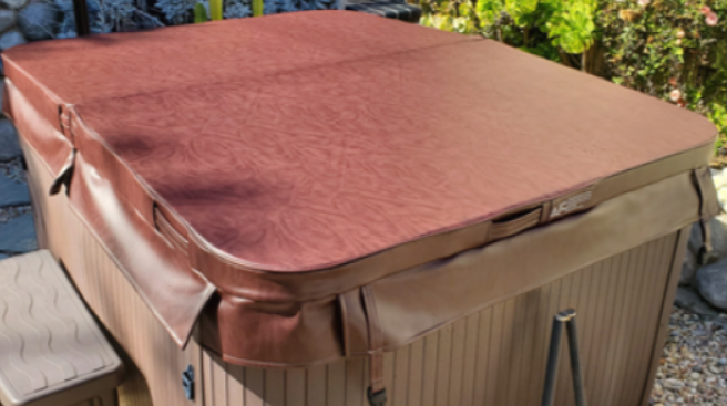 Lower Your Heating Bills with a Heavy-Duty Hot Tub Cover