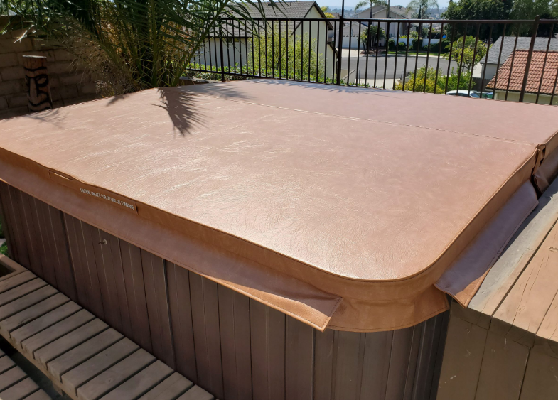 Replacement Sundance Spas spa cover.